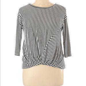Striped Knot 3/4 Sleeve Tee